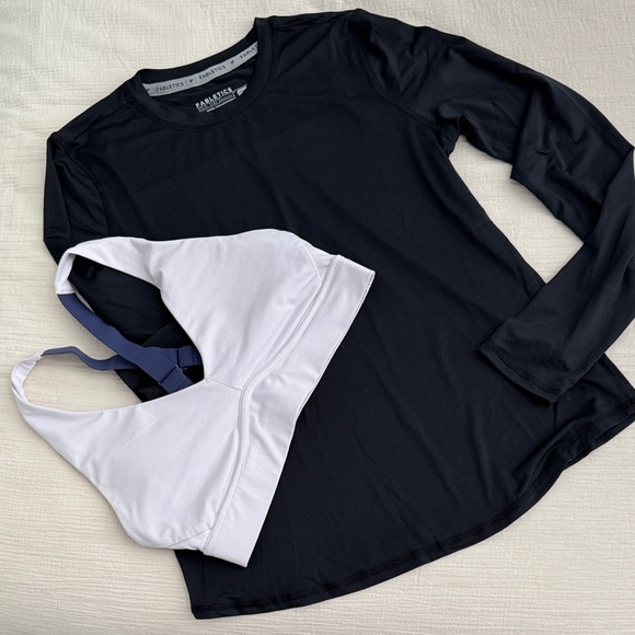Fabletics Other - Fabletics Black Long Sleeve Performance Top & Sport Bra Bundle